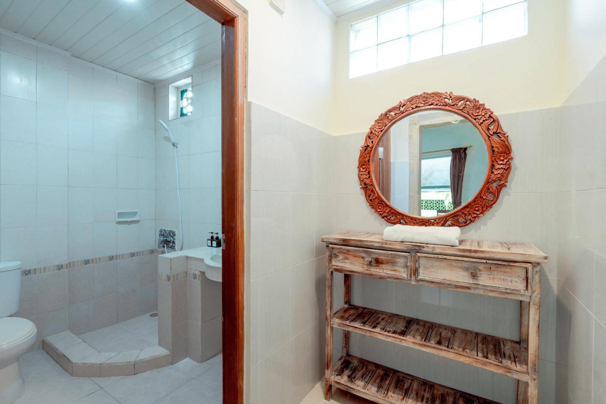Urbanview Hotel Rasa Sayang Inn Tanjung Benoa Bali Kuta Selatan Eksteriør billede